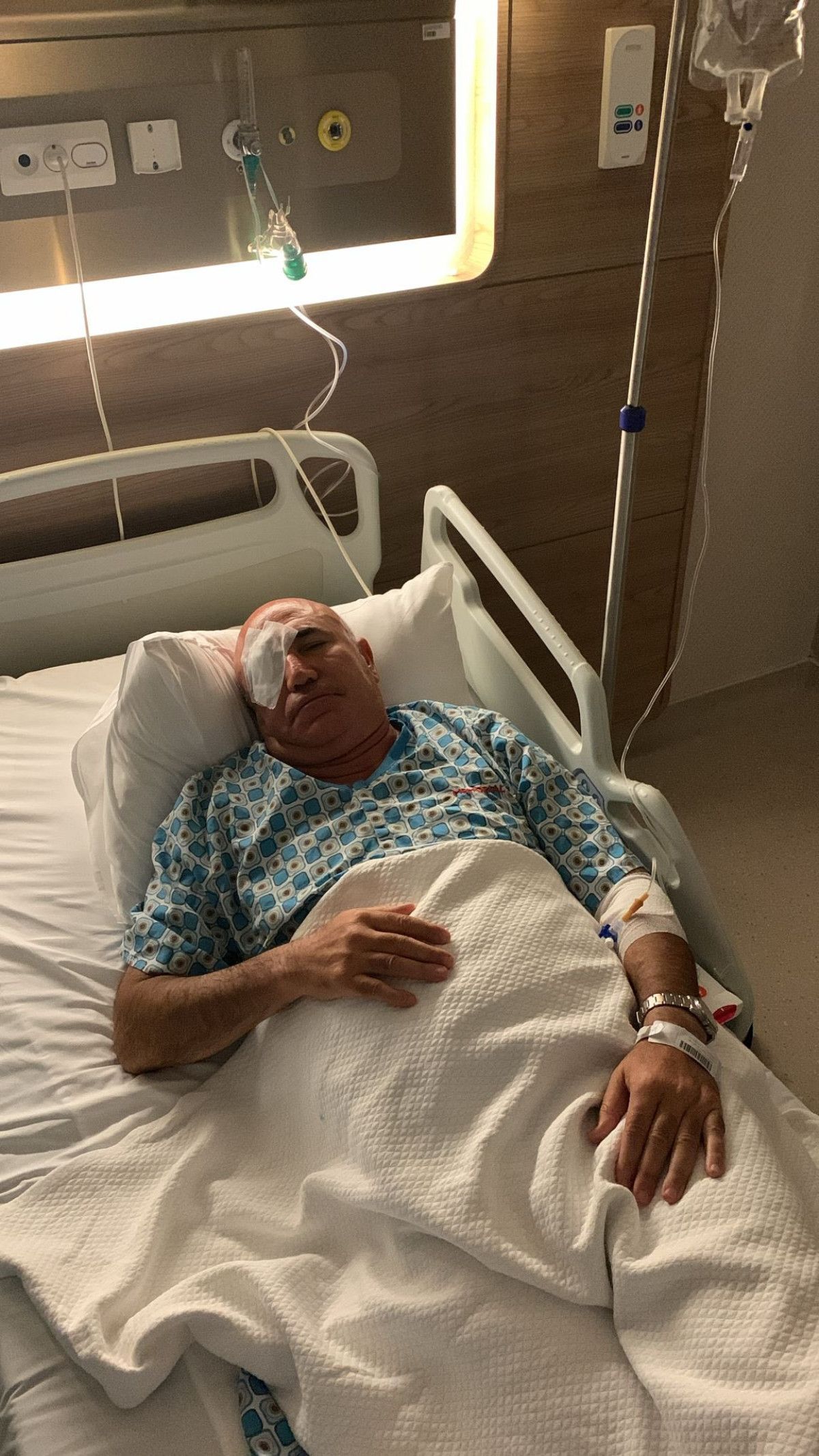 CHP İçinde Şüpheli Kurultaylar ve Kayyum Atamaları: Gürsel Tekin’in Görevi ve Tanal'ın Yaralanması