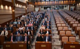 İstanbul Belediyesinde Kayyum Gerginliği ve Meclis Krizi: Partilerin Rolü ve Şehir İçin Acil Çözümler