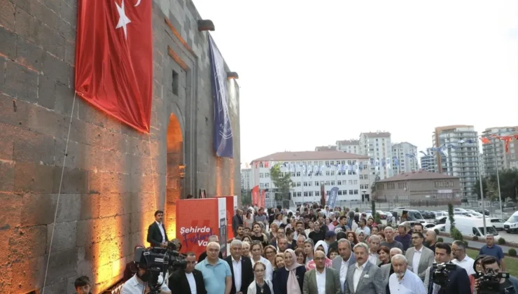 Köşk Medrese’de Kumaştan Hikayeler: Tarihi Restorasyonla Canlanan El Becerisi Sergisi