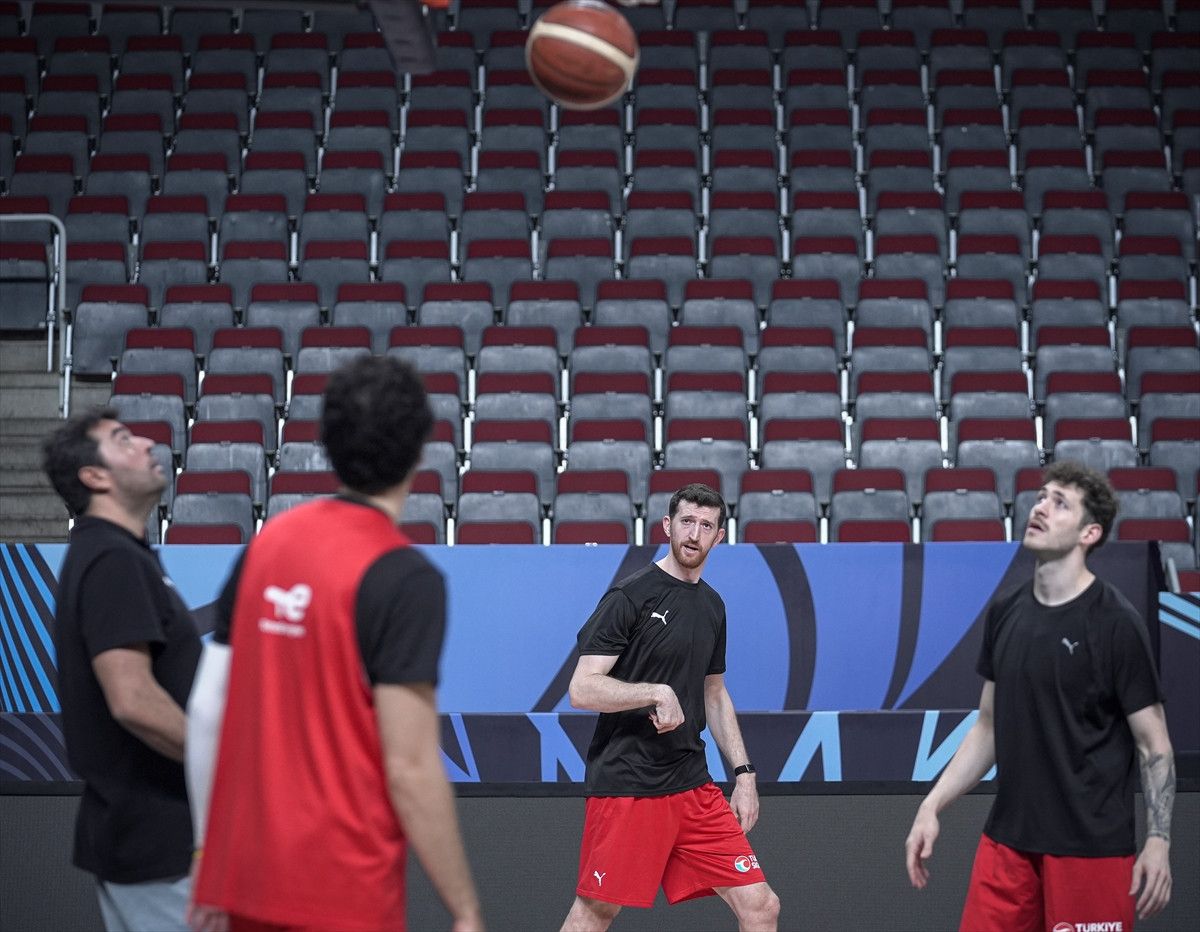 Polonya ile Yurttaşlık Haberleri: A Milli Takım EuroBasket 2025 Çeyrek Final Hazırlıkları