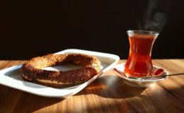 Simit Fiyatı Erteleme Kararı: 2026 Ocak Ayına Kadar Uygulanacak Destek ve Dayanışma Mesajı